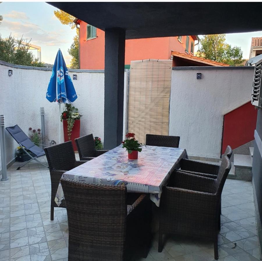 Apartman Karla Ядрія Екстер'єр фото