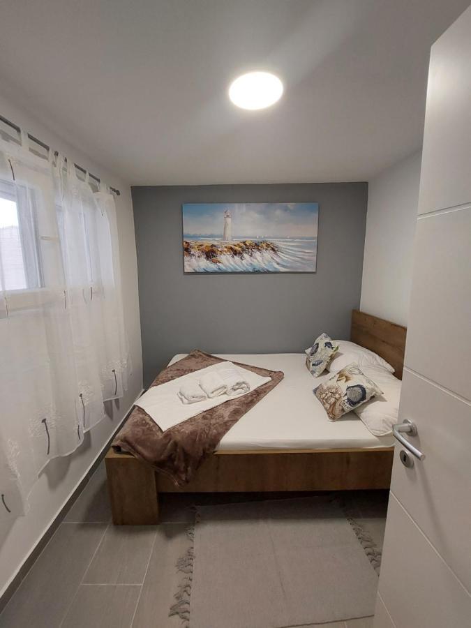 Apartman Karla Ядрія Екстер'єр фото