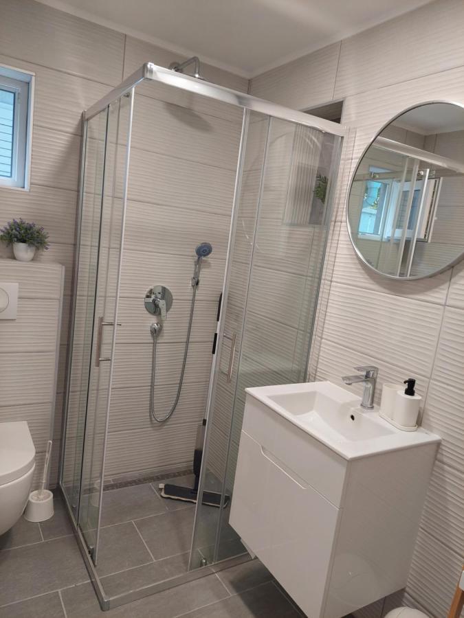 Apartman Karla Ядрія Екстер'єр фото